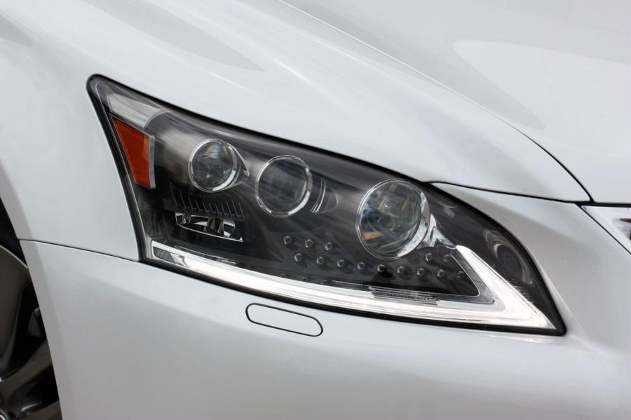  Lexus LS600h L 2013 года  (фото 20 из 45)